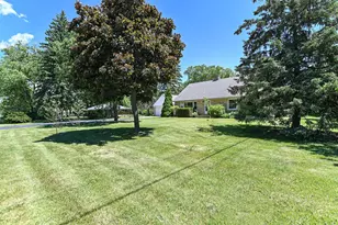 W156N8008 Pilgrim Rd, Menomonee Falls, WI 53051 - Photo 48