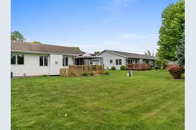 2312  Virginia Dr, Manitowoc, WI 54220 - Photo 18