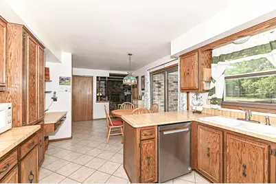 5140  Terrace High -, Racine, WI 53406 - Photo 12