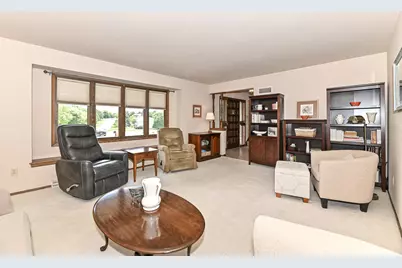 5140  Terrace High -, Racine, WI 53406 - Photo 8