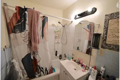 5047 N 31st St #5049, Milwaukee, WI 53209 - Photo 2