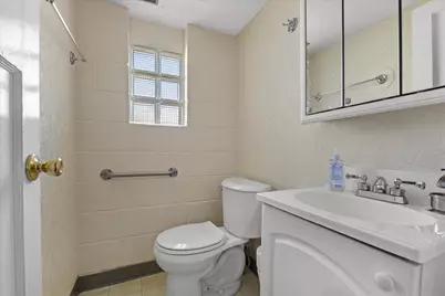140 S Hartwell Ave, Waukesha, WI 53186 - Photo 24