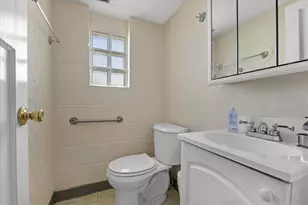 140 S Hartwell Ave, Waukesha, WI 53186 - Photo 24