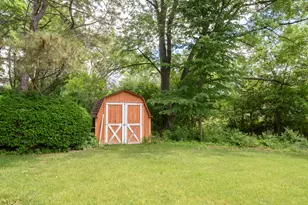 8954 N Silver Brook Ln, Brown Deer, WI 53223 - Photo 28