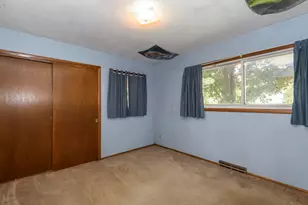 8954 N Silver Brook Ln, Brown Deer, WI 53223 - Photo 18