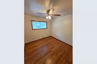 5632 S Melinda St, Milwaukee, WI 53221 - Photo 12