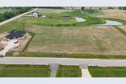 1011  Beere Ln, Racine, WI 53105 - Photo 2