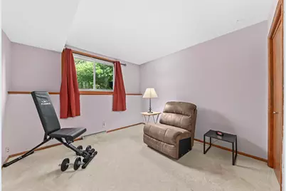 8586 N Meadowside Ct, Brown Deer, WI 53223 - Photo 16