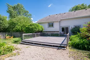 8586 N Meadowside Ct, Brown Deer, WI 53223 - Photo 24