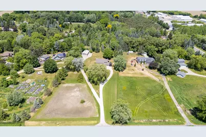 N128W17358  Holy Hill Rd, Germantown, WI 53022 - Photo 16