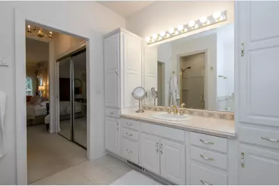 W291N4273  Prairie Wind Cir, Delafield, WI 53072 - Photo 16