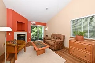 424 W Grand Ave, Port Washington, WI 53074 - Photo 6