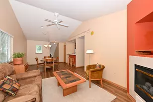 424 W Grand Ave, Port Washington, WI 53074 - Photo 8