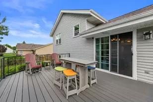 N49W14033 Brook Falls Dr, Menomonee Falls, WI 53051 - Photo 24