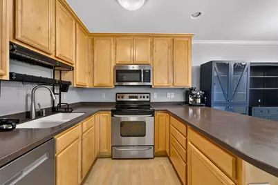 1108 N Milwaukee St #333, Milwaukee, WI 53202 - Photo 10