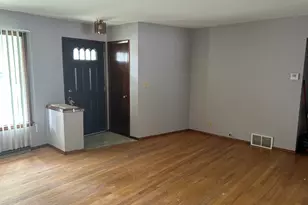 6420 N 49th St, Milwaukee, WI 53223 - Photo 18