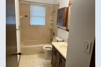 6420 N 49th St, Milwaukee, WI 53223 - Photo 16