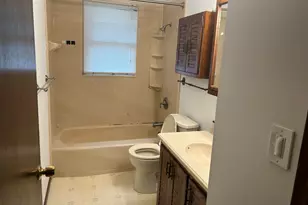 6420 N 49th St, Milwaukee, WI 53223 - Photo 16