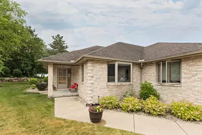 1221 W Sherman Ave, Fort Atkinson, WI 53538 - Photo 36
