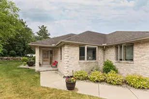 1221 W Sherman Ave, Fort Atkinson, WI 53538 - Photo 36