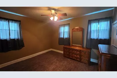 1120  Hamilton St, Manitowoc, WI 54220 - Photo 10