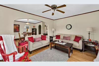 1744  Rapids Dr, Racine, WI 53404 - Photo 10