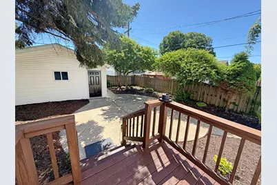 1315  Arthur Ave, Racine, WI 53405 - Photo 6