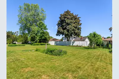 1520  Carmen Ave, Sheboygan, WI 53081 - Photo 6