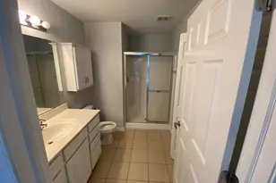 9275 S 51st St, Franklin, WI 53132 - Photo 12