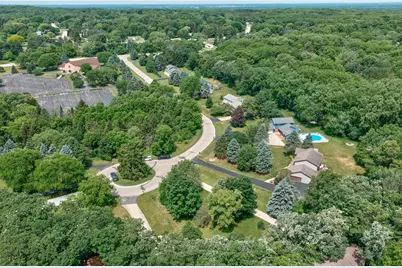 N6W31264  Alberta Dr, Delafield, WI 53018 - Photo 82