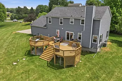 S25W30256  Jenna Ln, Genesee, WI 53188 - Photo 4