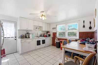 2470 S 92nd St #2472, West Allis, WI 53227 - Photo 16