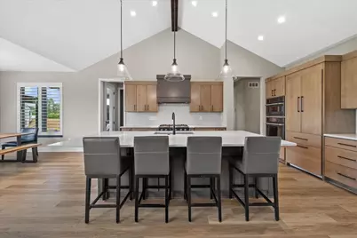 N69W17970  Haven Dr, Menomonee Falls, WI 53051 - Photo 12