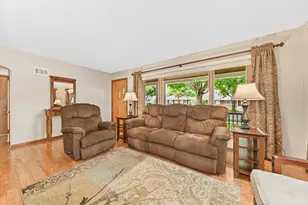 3634 N 97th Pl, Milwaukee, WI 53222 - Photo 8