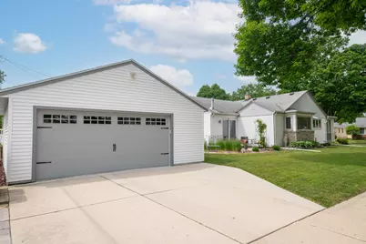 3634 N 97th Pl, Milwaukee, WI 53222 - Photo 30