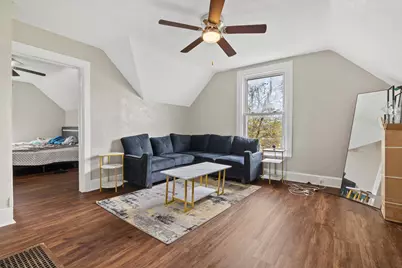 1220 N Wisconsin St, Racine, WI 53402 - Photo 2
