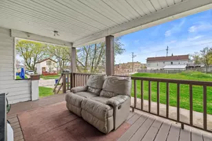 1220 N Wisconsin St, Racine, WI 53402 - Photo 10