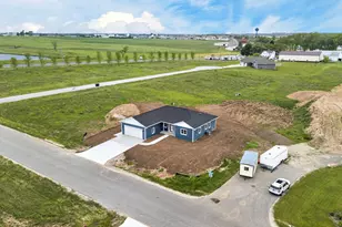 2906 Stonebrook Dr, Sheboygan, WI 53081 - Photo 28