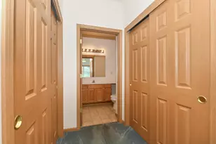 6913 S Rolling Meadows Ct, Oak Creek, WI 53154 - Photo 18