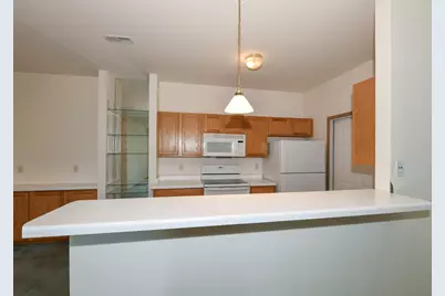 6913 S Rolling Meadows Ct, Oak Creek, WI 53154 - Photo 14