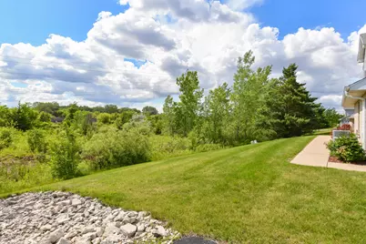 6913 S Rolling Meadows Ct, Oak Creek, WI 53154 - Photo 28