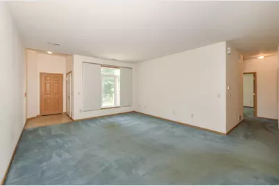 6913 S Rolling Meadows Ct, Oak Creek, WI 53154 - Photo 8