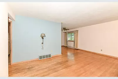 2815  Ohio St, Racine, WI 53405 - Photo 6