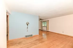 2815 Ohio St, Racine, WI 53405 - Photo 6