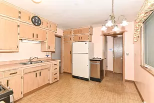 2815 Ohio St, Racine, WI 53405 - Photo 8