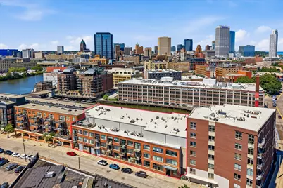 200 S Water St #104, Milwaukee, WI 53204 - Photo 22