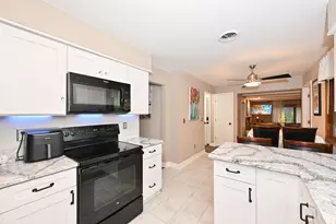 501 Cheyenne Dr, Waukesha, WI 53188 - Photo 10
