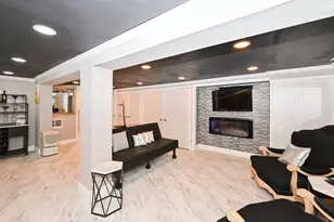 501 Cheyenne Dr, Waukesha, WI 53188 - Photo 32