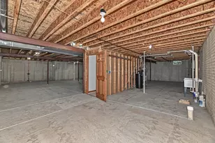 N22W26492 Shooting Star Rd, Pewaukee, WI 53072 - Photo 28