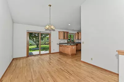 N22W26492  Shooting Star Rd #2, Pewaukee, WI 53072 - Photo 14